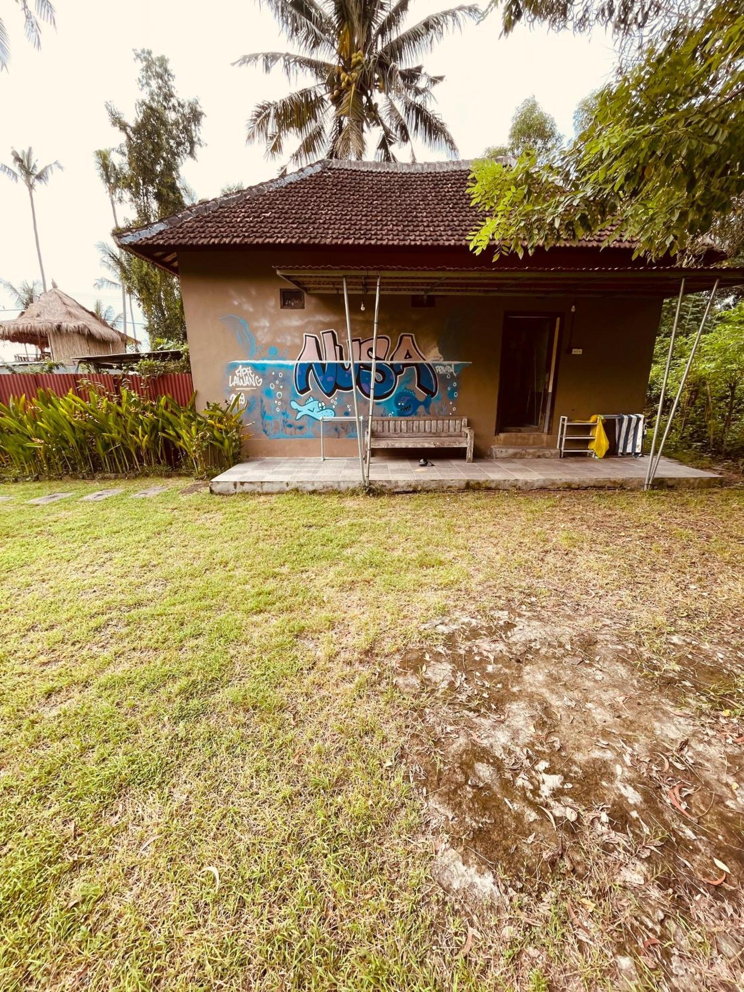 Pedidi Penida Hostel Batununggul Exterior foto